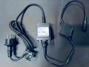 Фотография товара 'Rich Led Блок питания для светодиодной ленты RL-220AC/DC12B-2А'